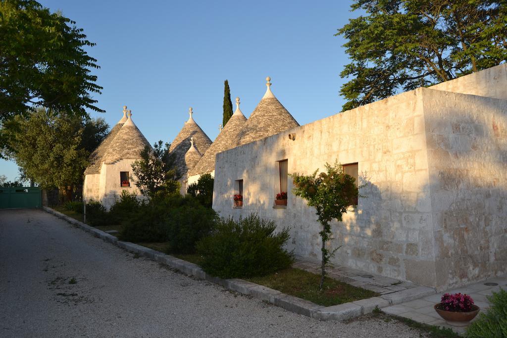 B&B Corte Del Camedrio Cisternino Exterior photo