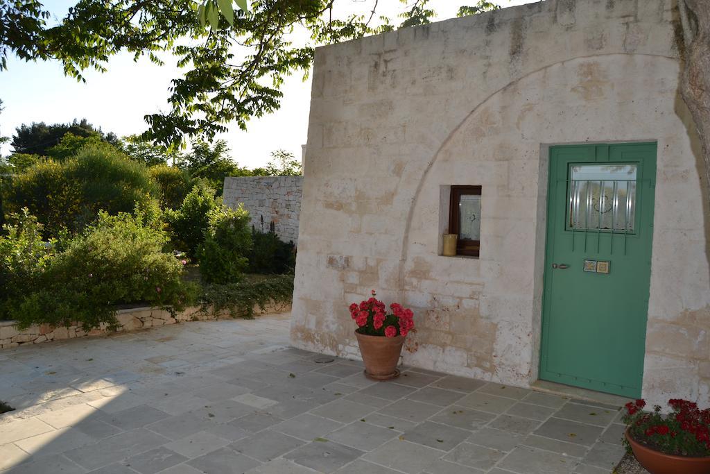B&B Corte Del Camedrio Cisternino Exterior photo